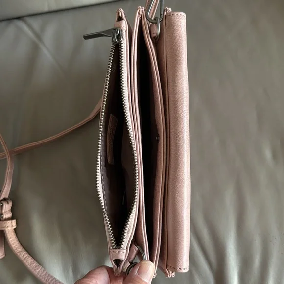 Matt & Nat Blush Pink vegan Leather Crossbody Bag - Picture 5 of 7